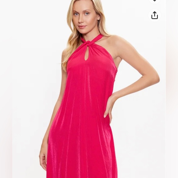 Fuchsia twisted halter dress - Picture 6 of 12